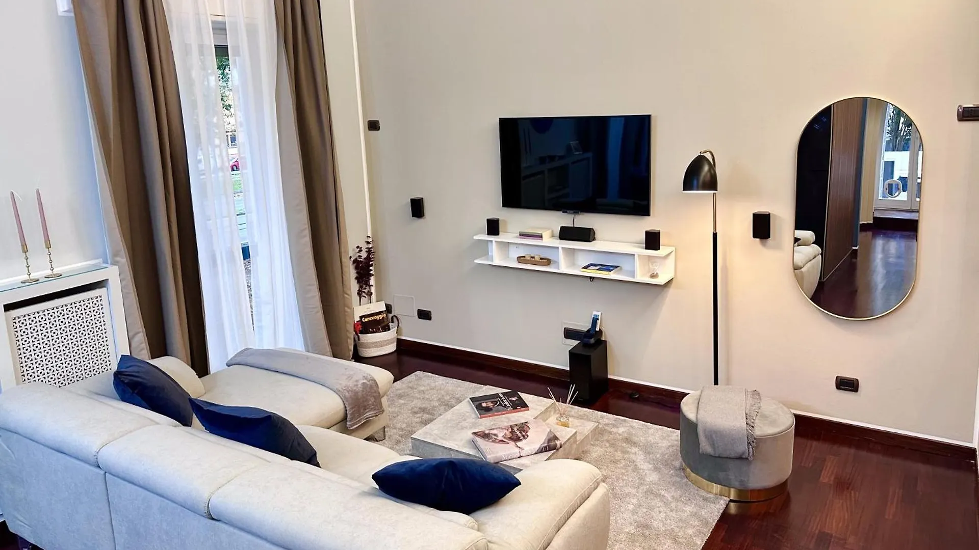 Deluxe Multispace Apartment With Green Terrace Milano
