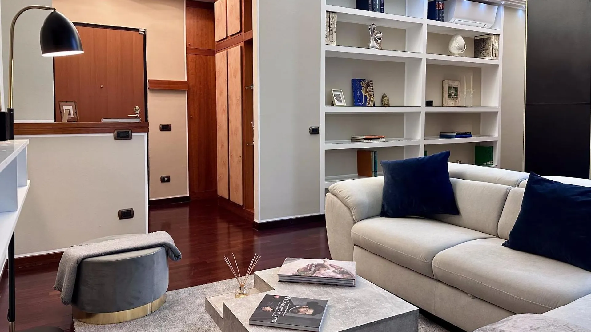 Deluxe Multispace Apartment With Green Terrace Milano 0*,